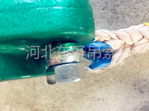 高空作業(yè)防墜器繩索實(shí)拍.jpg 高空作業(yè)防墜器繩索實(shí)拍.jpg