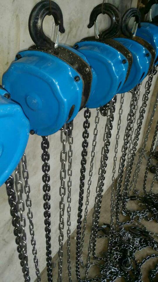 力鴿三角形手拉葫蘆實拍.jpg 力鴿三角形手拉葫蘆實拍.jpg